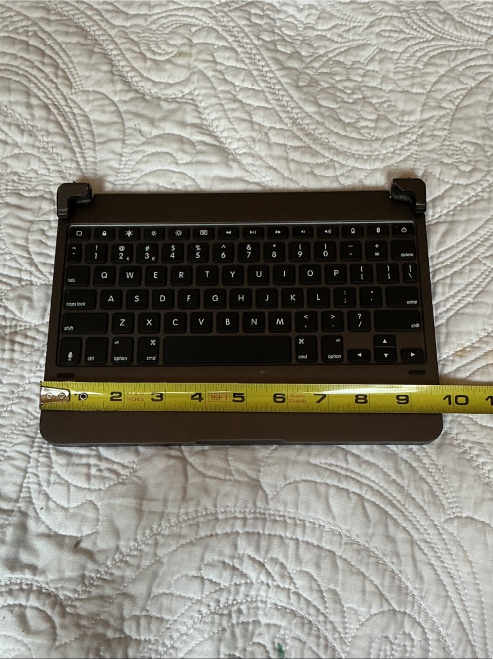 SOLD Brydge Pro Wireless Portable Bluetooth Keyboard iPad 11 Pro Space Grey - Picture 9 of 12